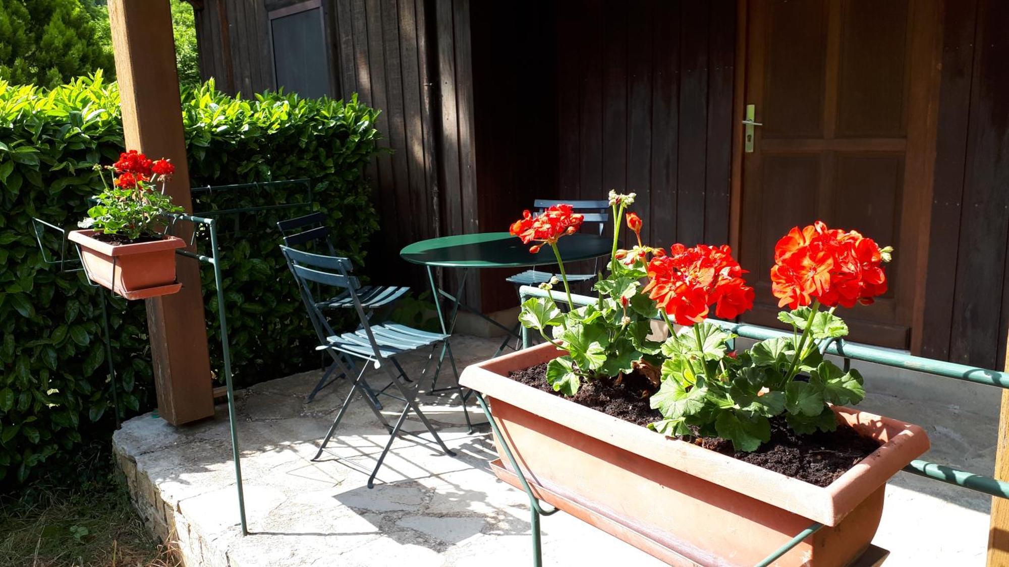 Les Chalets Du Roc Alzon Экстерьер фото